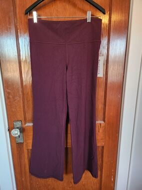 NWT Athleta Women's Maroon Elevation Flare Yoga Pants